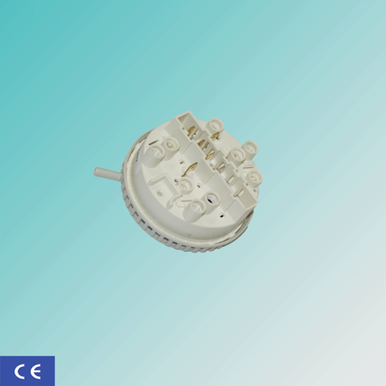 هیدروستات 6 فیش ایتالیا Bitron