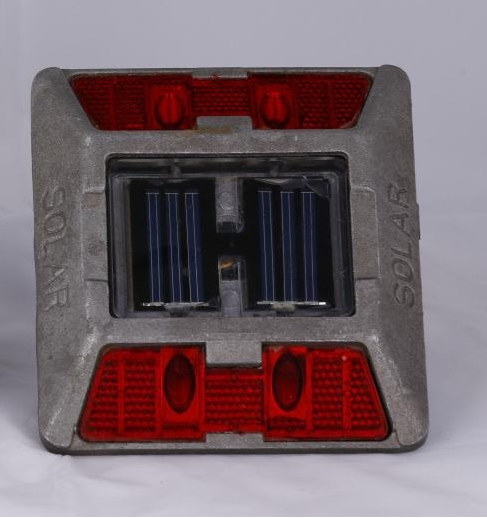 رفلکتور خورشیدی دوطرفه