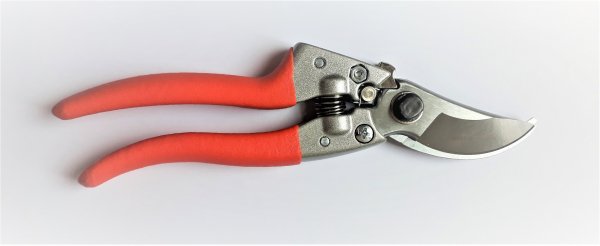 Gardening scissors with aluminum handle