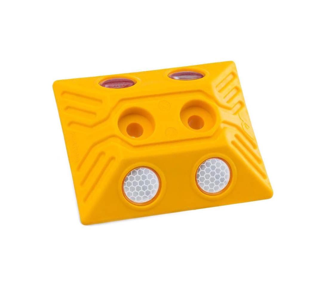 گل میخ پلاستیکی رفلکتوردار 02