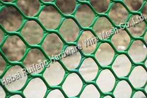 PLASTIC WIRE MESH