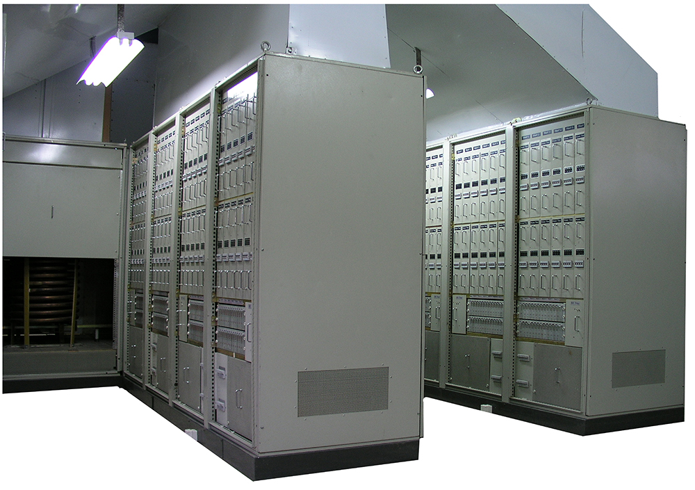 فرستنده های رادیویی توان بالا، موج متوسط تا ۱۰۰۰ کیلووات