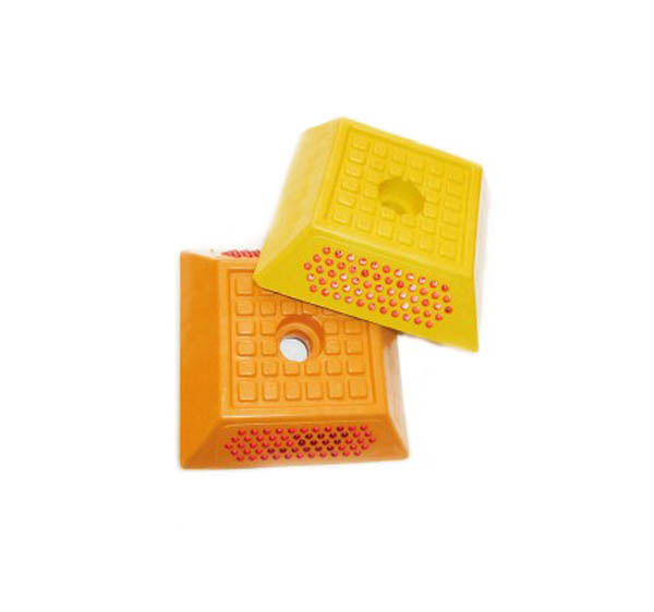 گل میخ ABS رفلکتوردار