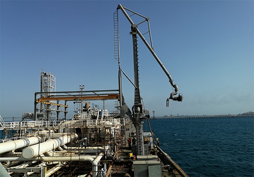 بازوهای بارگیری نفت خام