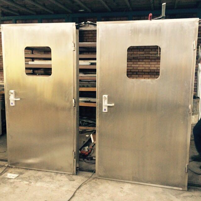 درب استنلس استیل