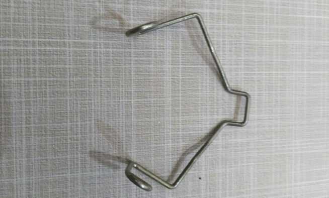 فنر پشت لامپ چراغ جلو