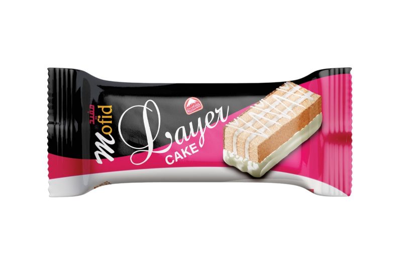 کیک 3 لایه اسفنجی با روکش شکلات سفید