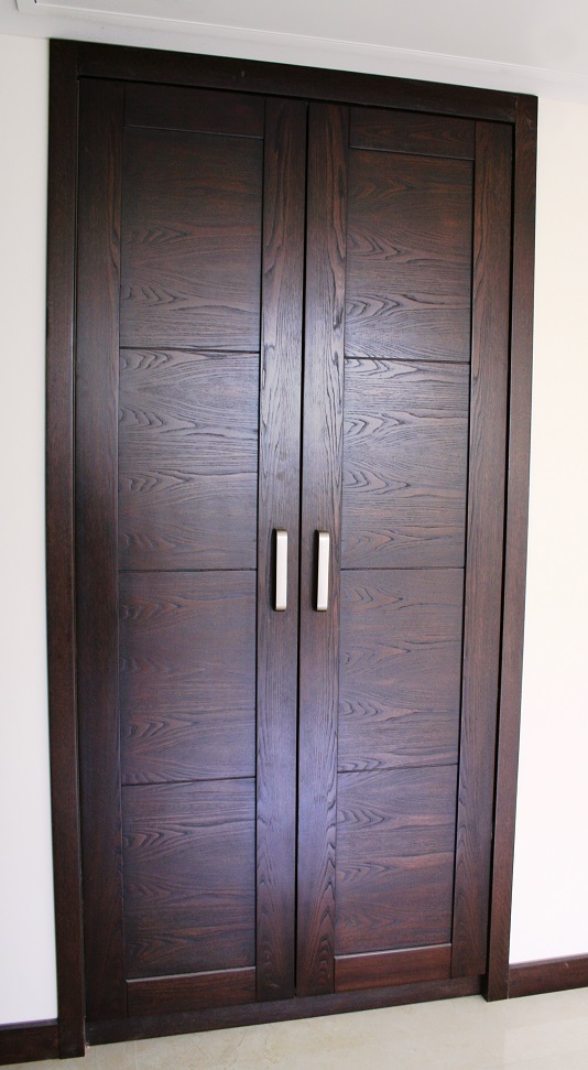 درب لولایی - چوبی قاب دار