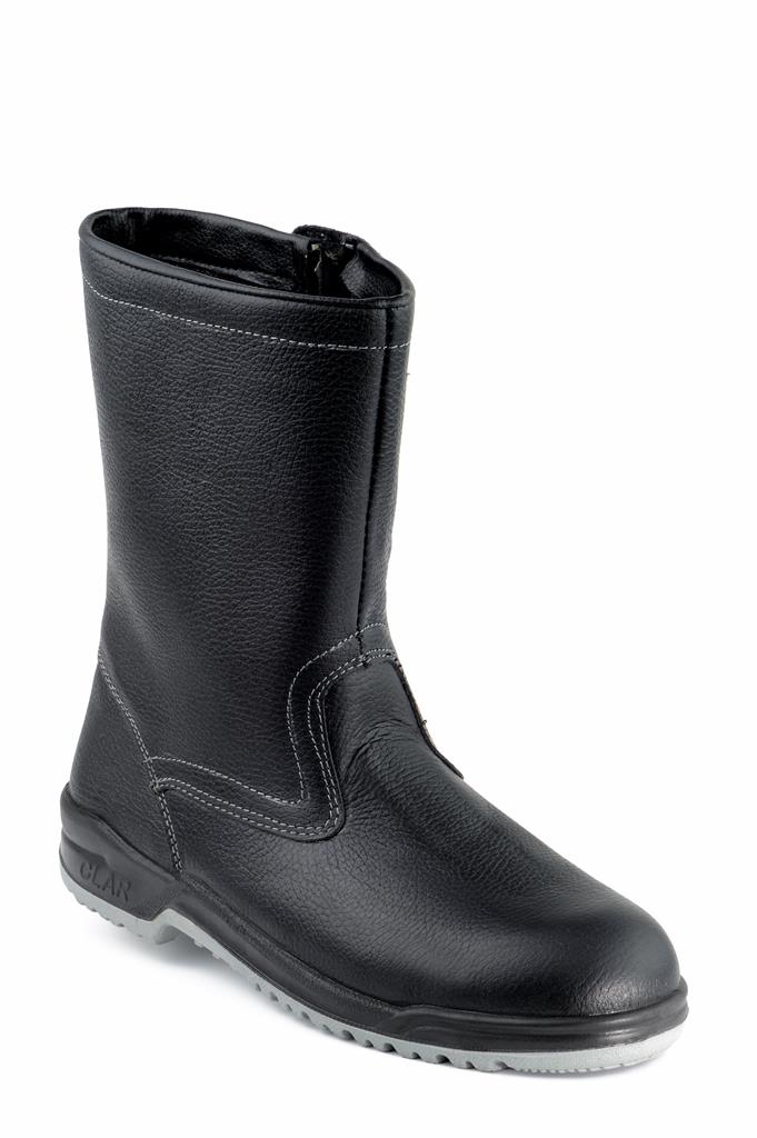 چکمه آتشکاری