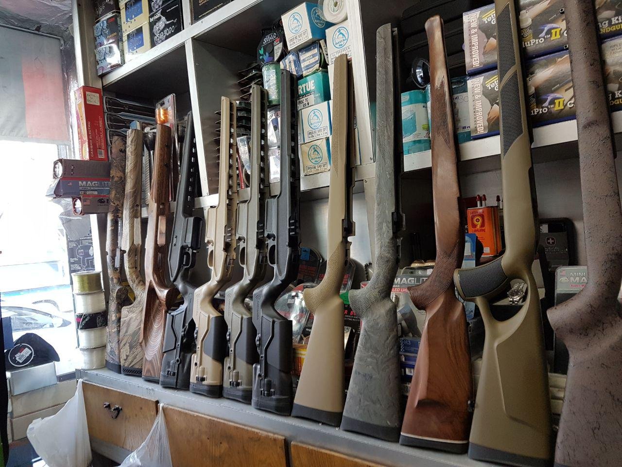 قنداق هوگو امریکا