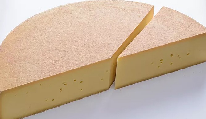 Lingenau mountain cheese