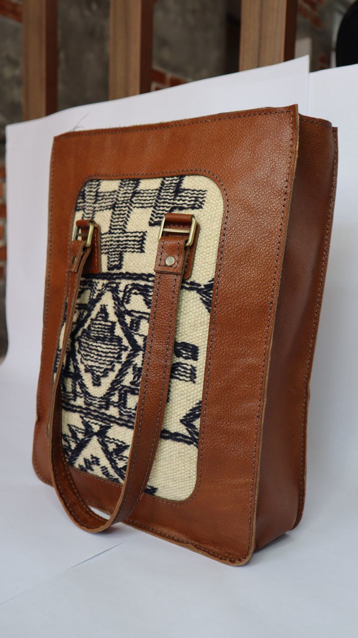 کیف چرم و گلیم