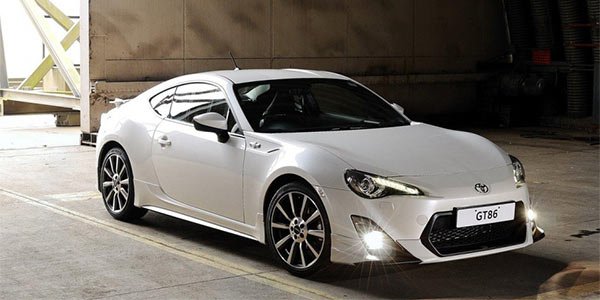 تویوتا GT86