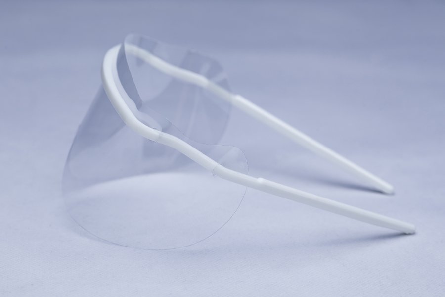 Protective glasses