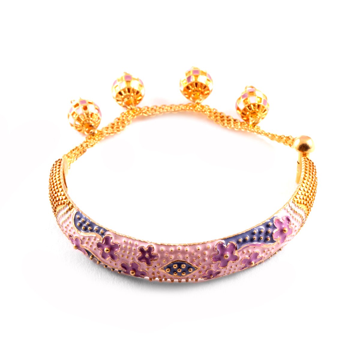 luxury bracelet is a 18-grade gold standard of 19.77 grams