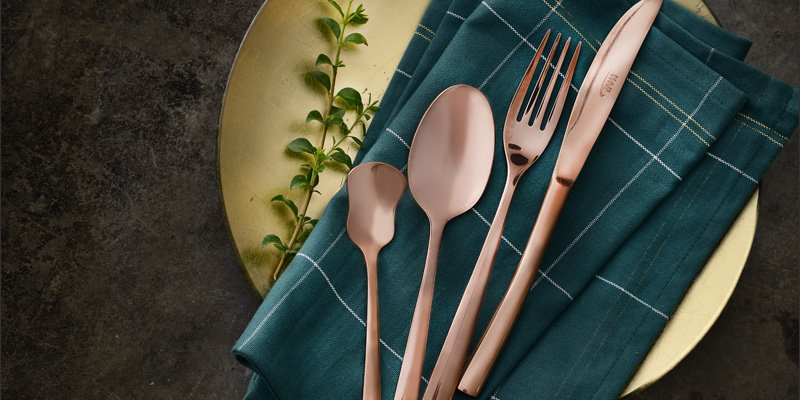 Spoons and forks of the Florence model
