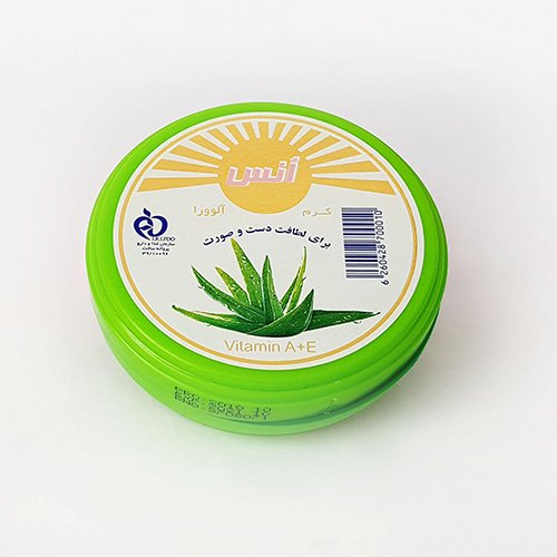 کرم مرطوب کننده‌ی کاسه‌ای ۱۰۰