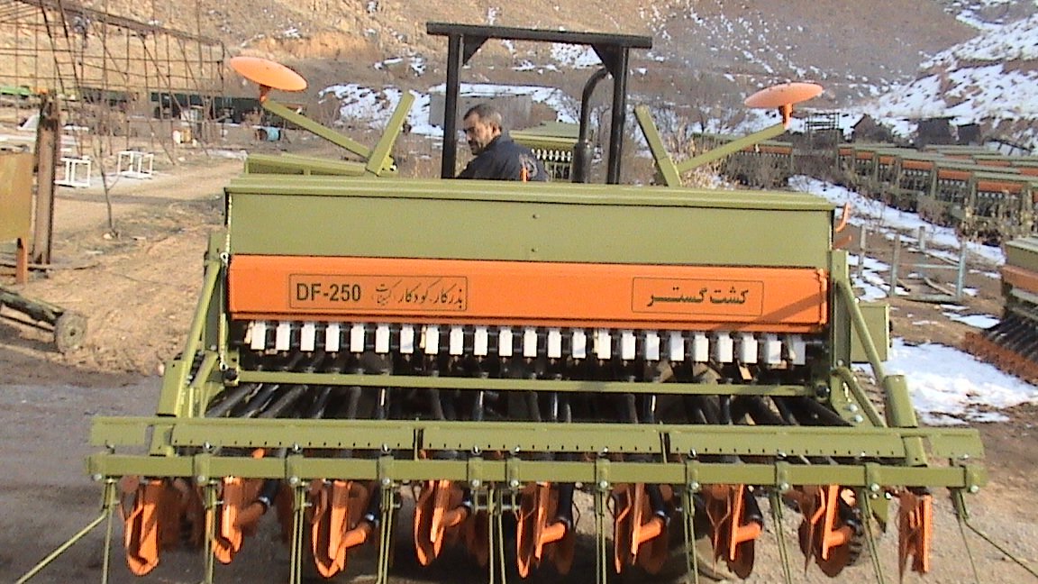 DF-250 seed drill
