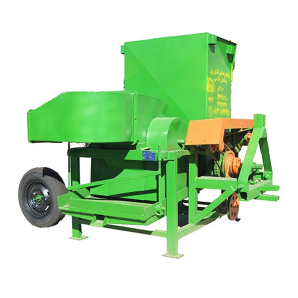 Bujari thresher, traction design (wheeled)