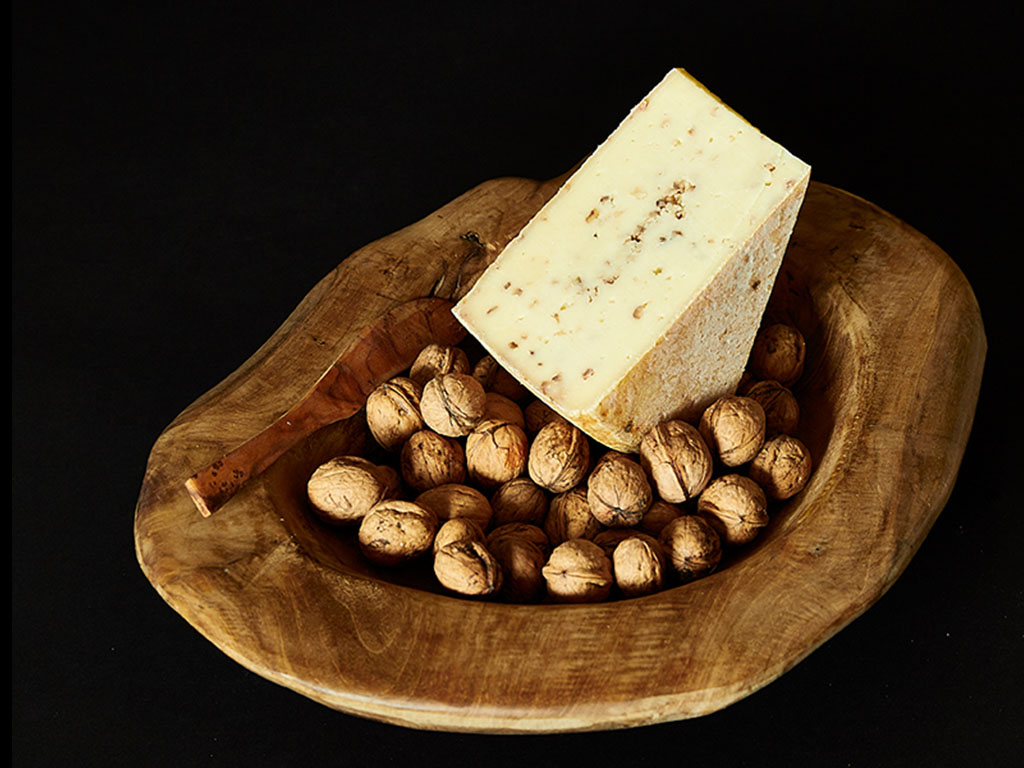 Baldauf organic walnut cheese