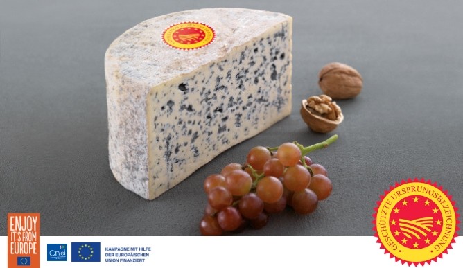 blue from Auvergne AOP