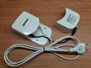 Waterproof 4V switching adapter