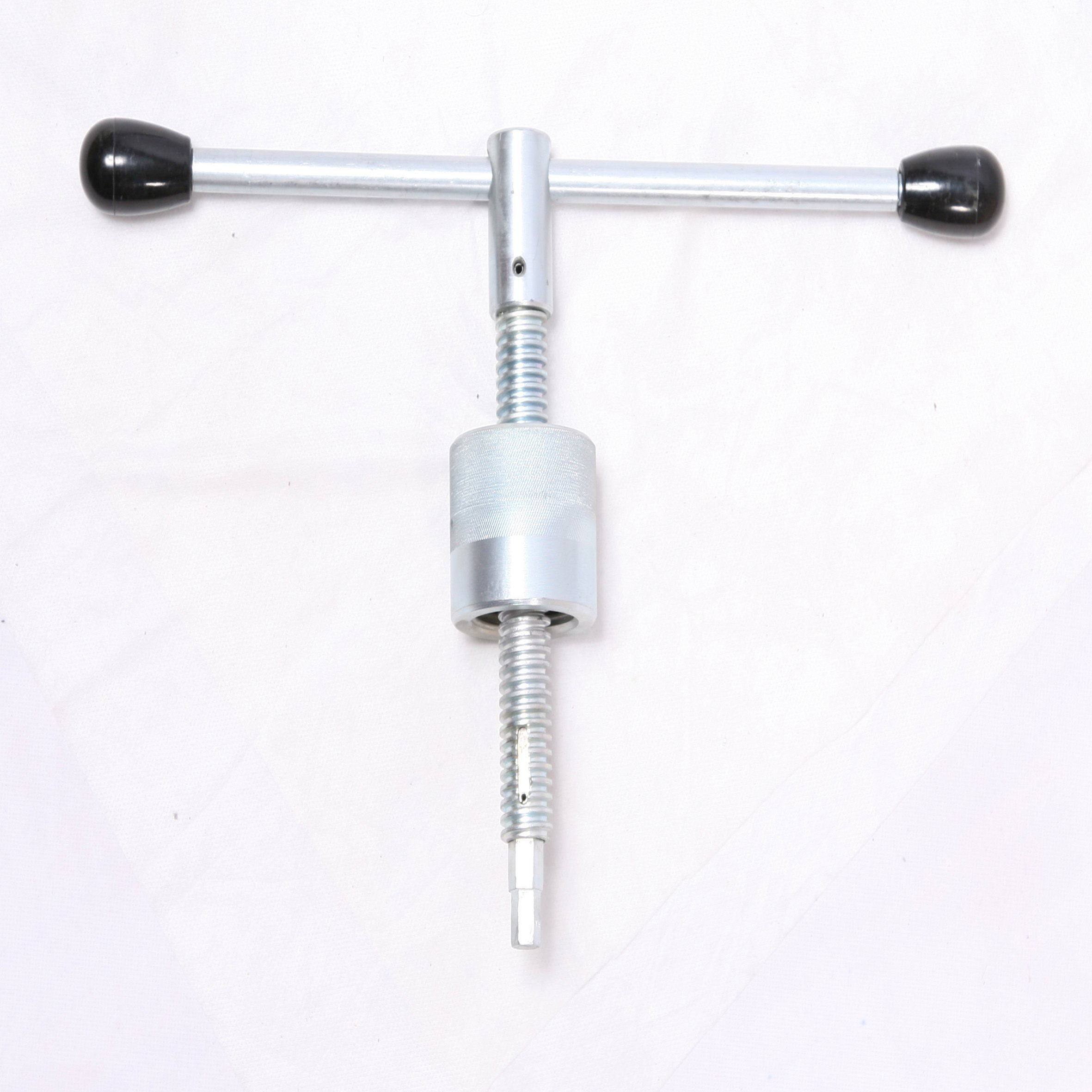 Hotpot wrench with cap