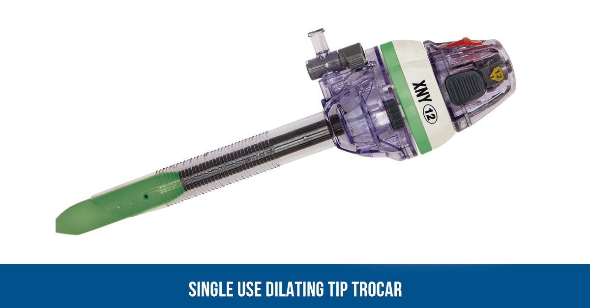 Trocar with disposable blade