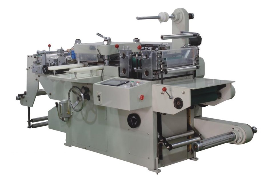 All-automatic roll forming machine