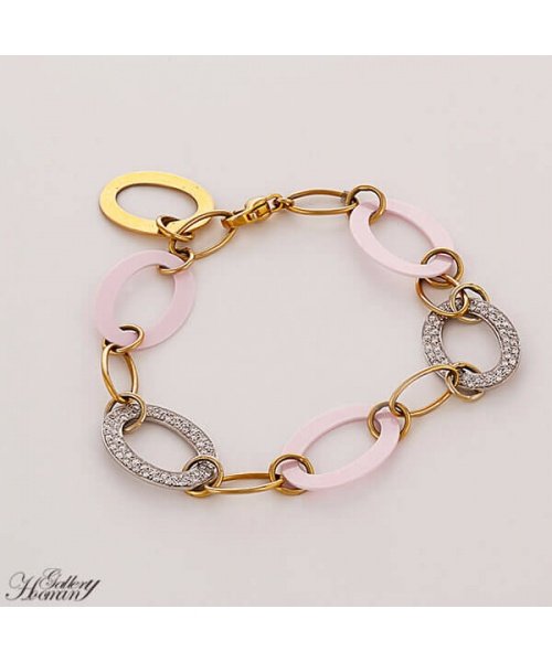 Gold bracelet with white agate