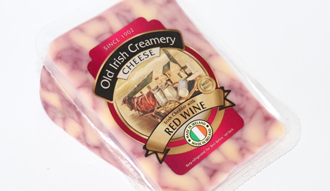 IRISH CHEDDAR RED WINE 150G / 400G / 1.2KG