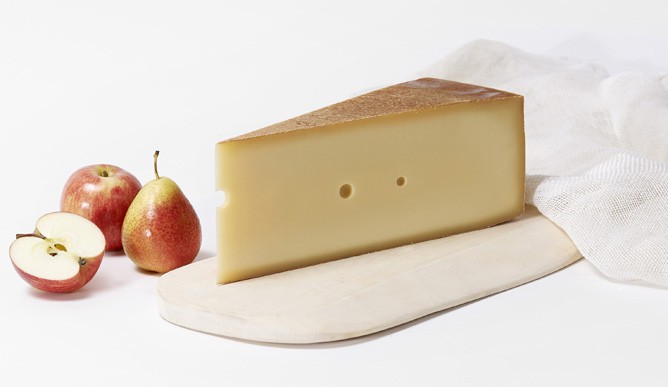 پنیر  سیبراتسگفالر کوهی 12 ماهه