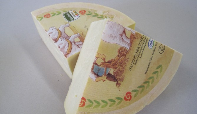 SOUTH TYROLEAN MOUNTAIN FARMERS CHEESE ¼ LB. 2,5KG