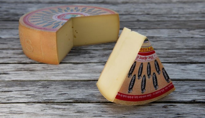 The Superb Sännächäs