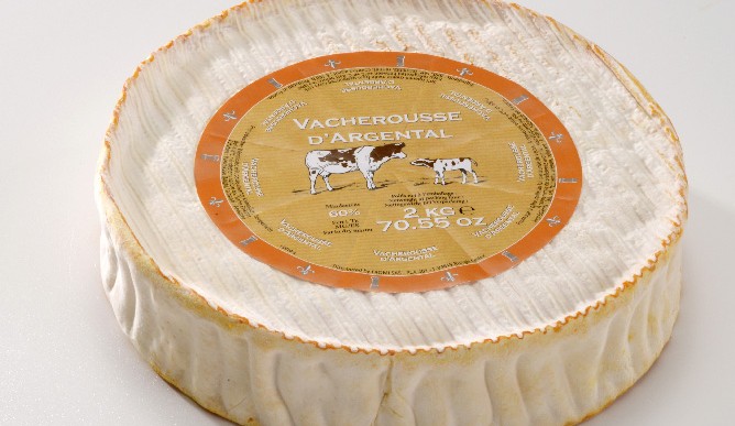 پنیر واچروس از آرژانتال