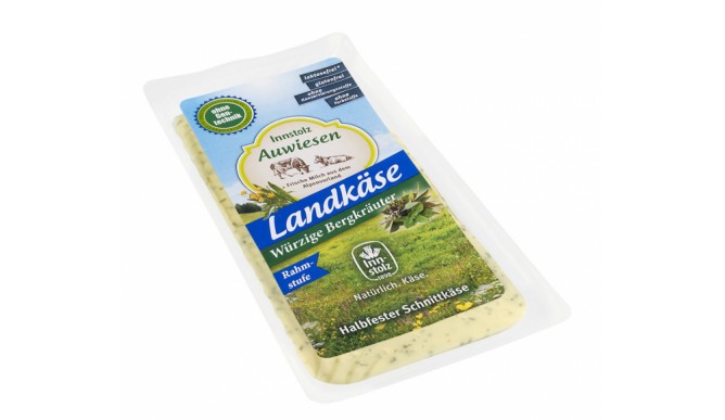 Innstolz Auwiesen country cheese, spicy mountain herbs, GM slices 500g, without genetic engineering