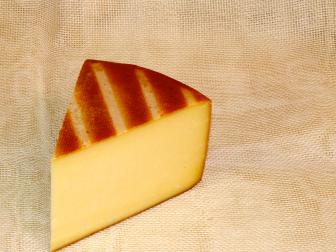 پنیر دودی دیپلز