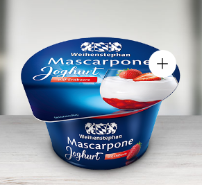 Mascarpone yoghurt on strawberry