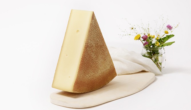 Sibratsgfallen mountain cheese 6 months