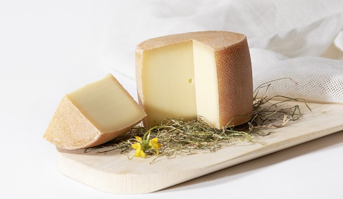 Sibratsgfaller mountain cheese 1 kg