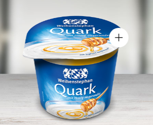 پنیر کوتاژ با عسل گرد شده است