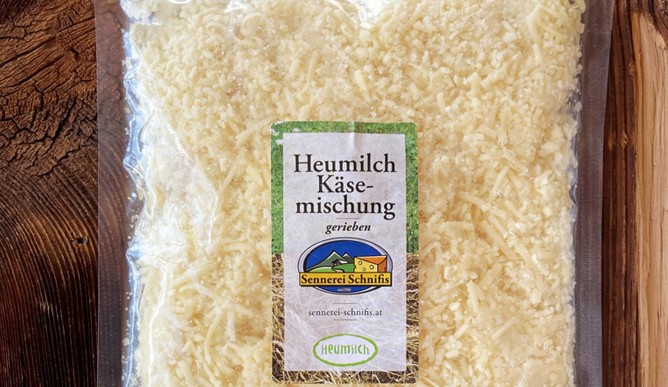 The real Schnifner grated cheese mixture