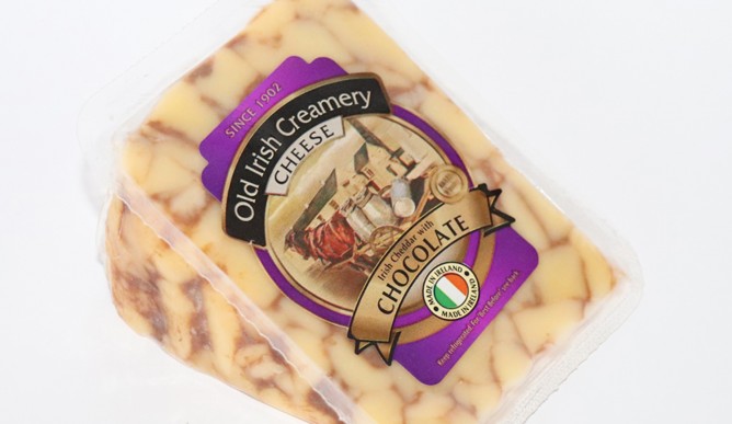 IRISH CHEDDAR WITH CHOCOLATE 150G / 400G / 1.2 KG