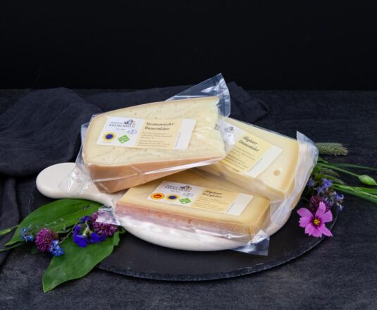 بسته هدیه پنیر کوهی پنیر کشاورز